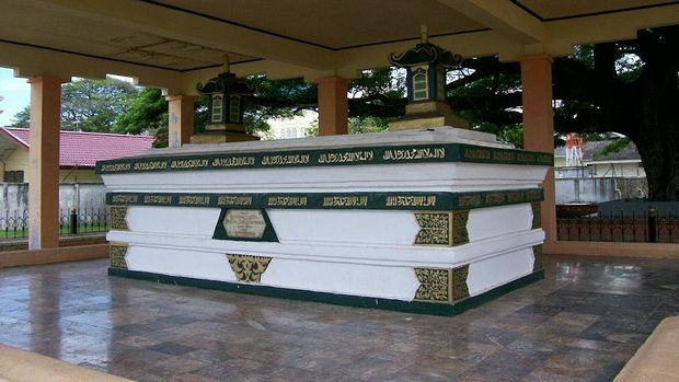 Makam Sultan Iskandar Muda (Foto: Wikimedia Commons/Si Gam Acèh)