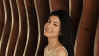Medina Dina atau Medina Barackbah merupakan sosok yang diduga pacar baru Gading Marten. Belum lama video ulang tahunnya viral karena terlihat Gading Marten memberikan kejutan. Foto: Instagram @medinadinaaa