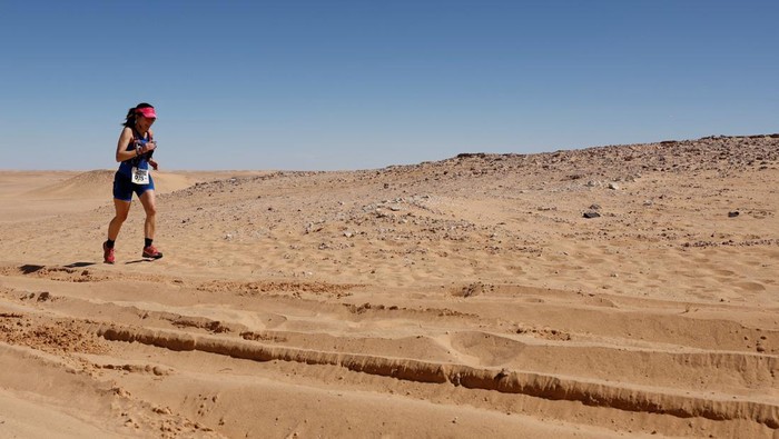 Runners of the XXIII edition of the Sahara Marathon are pictured at the starting point in the Auserd Sahrawi refugee camp, in Tindouf, Algeria, February 28, 2023. REUTERS/Borja Suarez