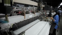 Mereka meninjau langsung instalasi pengolahan air limbah pabrik industri tekstil, emiten penyedia kain, seragam dan fashion berkualitas, berbahan daur ulang, sebagai bentuk dukungan dukungan dari kampanye lingkungan The Rising Tide  untuk produksi tekstil berbahan daur ulang.