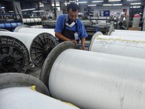 Badai PHK Hantui Industri Tekstil RI, Satu Pabrik Raksasa Mau Ditutup