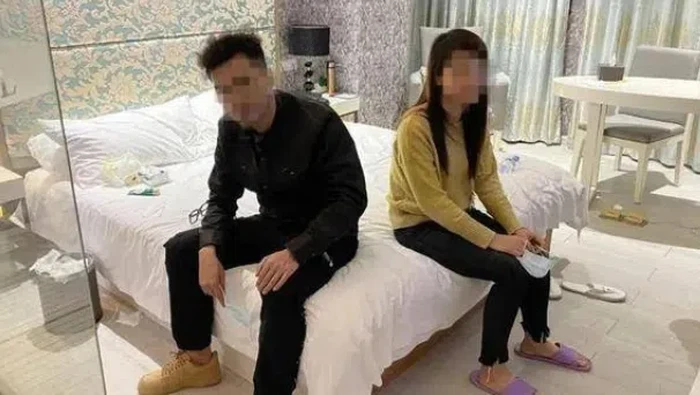 Zhang dan istrinya