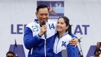 Dihadapan Ribuan Massa di Mamuju AHY Titip Pesan Salam dari Anies dan SBY untuk seluruh masyarakat Mamuju.AHY hadir berserta istri Annisa Pohan berserta jajaran DPP Sekjen Teuku Riefky, Kepala BPOKK Herman Khaeron, Wakil Sekjenn Jovan juga hadir di Mamuju Sulawesi Barat. 