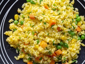 Resep Nasi Goreng Sederhana Pakai Sayuran, Cocok Buat Sarapan Praktis