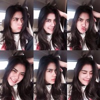 Memiliki wajah cantik, Syahnaz gemar membagikan foto-fotonya kepada lebih dari 29,3 juta pengikutnya di Instagram. Berpose dalam berbagai ekspresi wajah, begini penampilan Syahnaz dengan hanya mengenakan makeup simpel dan natural. Foto: Instagram/@syahnazs