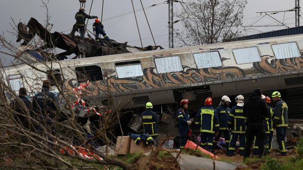 Tabrakan kereta terjadi di Yunani pada Selasa, 28 Februari malam waktu setempat. Puluhan penumpang tewas dan puluhan orang lainnya mengalami luka-luka.