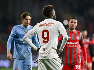 Cremonese Vs AS Roma: Mourinho Kartu Merah, Il Lupi Tumbang 1-2