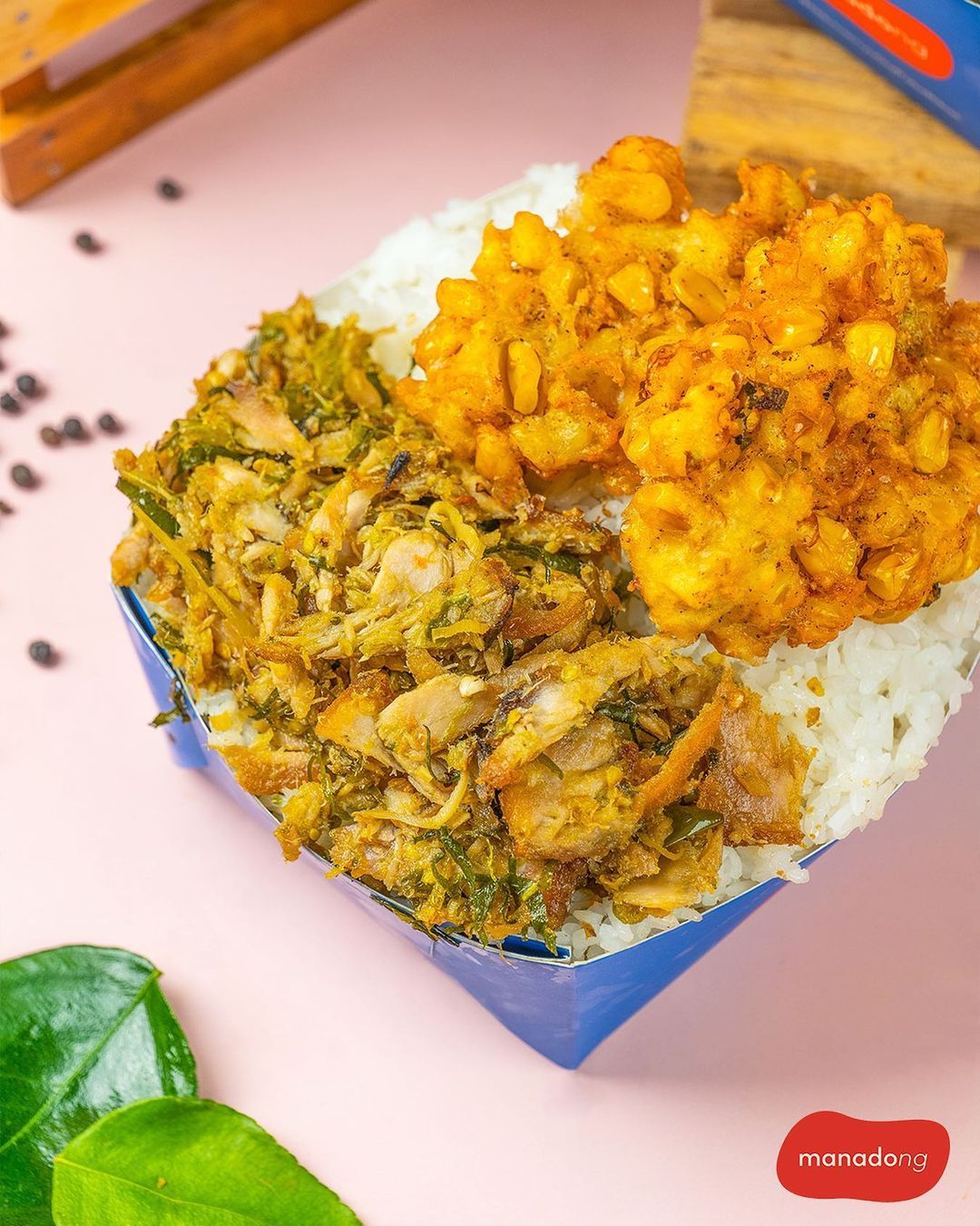 Tempat makan masakan Manado