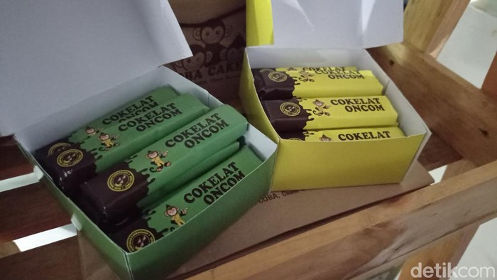 Cokelat oncom di Tasikmalaya.
