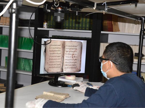 Melihat Digitalisasi Naskoh Kuno di Museum Aceh