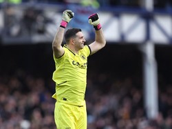 Atletico Madrid rumornya juga tertarik dengan Emi Martinez. Martinez bisa jadi penggantinya Jan Oblak (Getty)