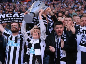 Fans Newcastle Apes: Bikin Tato Juara Carabao Cup, Timnya Kalah