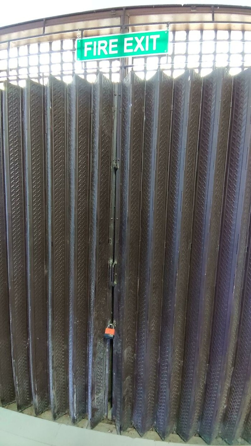 Foto tanpa keselamatan