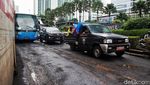 Hati-hati! Jalan Rasuna Said Rusak dan Becek