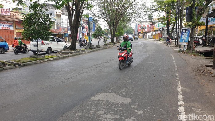Jalan rusak di Jalan Jamin Ginting, Medan sudah diperbaiki.
