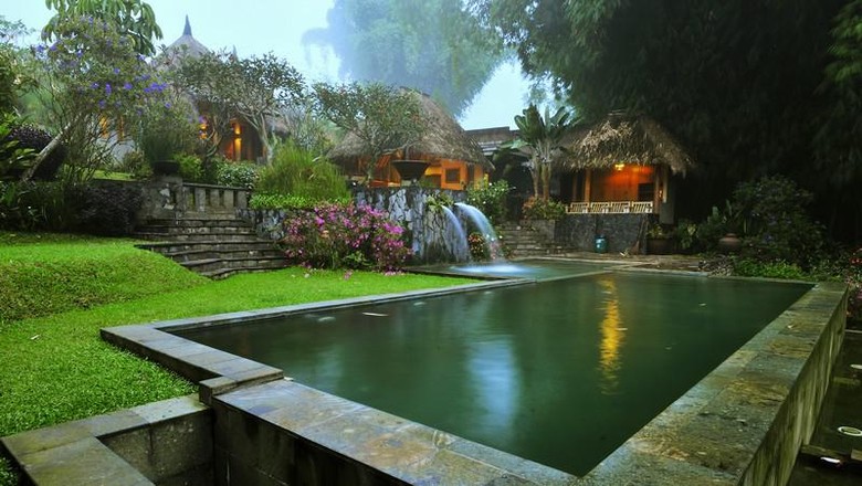Kampung Sampireun Garut Kampung Sampireun Garut