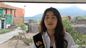 Kenalkan! Ini Katerina Mojang Garut yang Kebal Sabetan Golok