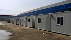 Kontainer Disulap Jadi Rumah Korban Gempa Turki