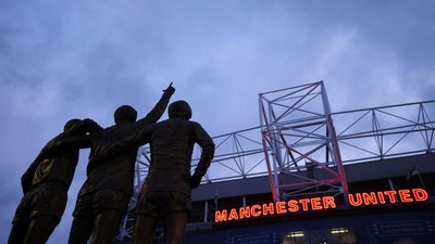 Siapa yang Berani Datang ke Old Trafford?