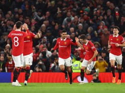Teranyar, Manchester United menang comeback 3-1 atas West Ham di lanjutan Piala FA di Old Trafford, Kamis (2/3) dini hari WIB. MU amankan tiket ke perempatfinal, sekaligus perpanjang rekor tidak terkalahkan di kandang sendiri! (Reuters)