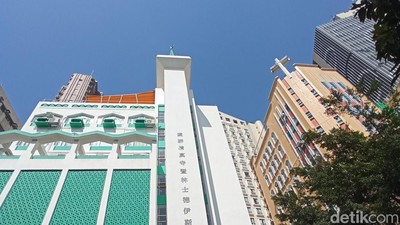 Masjid Ammar Hong Kong, Islamic Centre di Sebelah Gereja