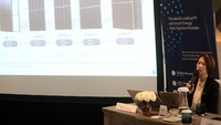 Head of Southeast Asia Trina Solar Elva Wang mengatakan, Indonesia dapat bertransisi menuju energi bersih dan memenuhi targetnya dengan mempercepat penyebaran energi surya. Kelebihan dari tenaga surya adalah memberikan kebebasan kepada perumahan dan bisnis K&I untuk memenuhi kebutuhan energi mereka sendiri, memitigasi kenaikan harga listrik, dan berkontribusi pada transisi ke energi terbarukan, dan perang melawan perubahan iklim.