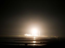 Momen SpaceX Terbangkan 4 Kru ke Stasiun Luar Angkasa Internasional