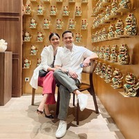 Naysila Mirdad mengungkap hubungan asmaranya bersama Arfito Hutagalung pada Mei 2022. Nay berbagi foto romantis saat bersama sang pacar di Instagram. Foto: Instagram @naymirdad