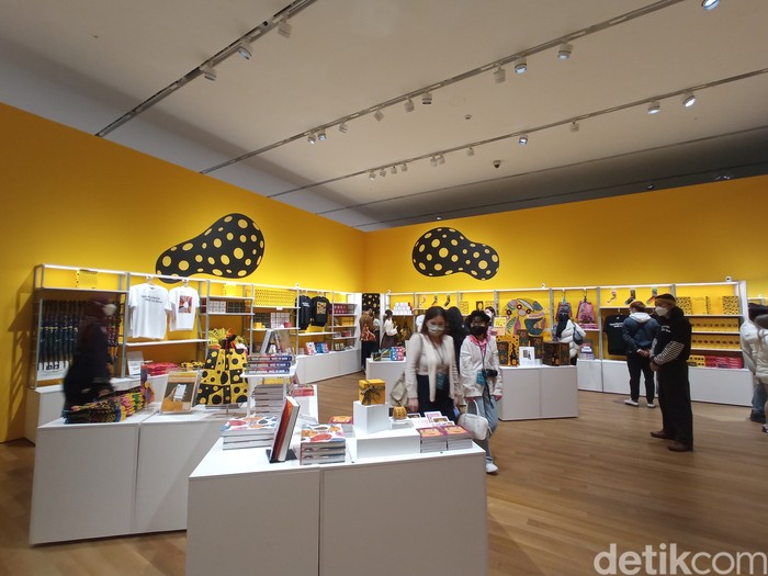 Pameran Yayoi Kusama: 1945 to Now di Hong Kong