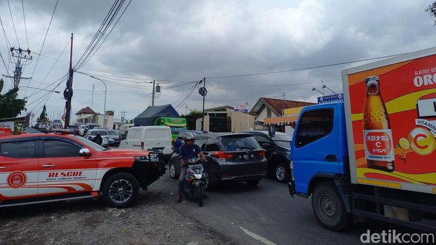 Pantauan kemacetan di Kota Solo, Kamis (2/3/2023).