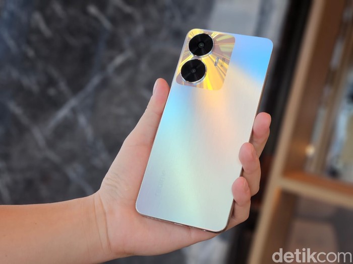 Realme C55