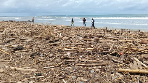 Pemkab Badung menyebut volume sampah kiriman pada November 2022-Februari 2023 mencapai 2.000 ton.
