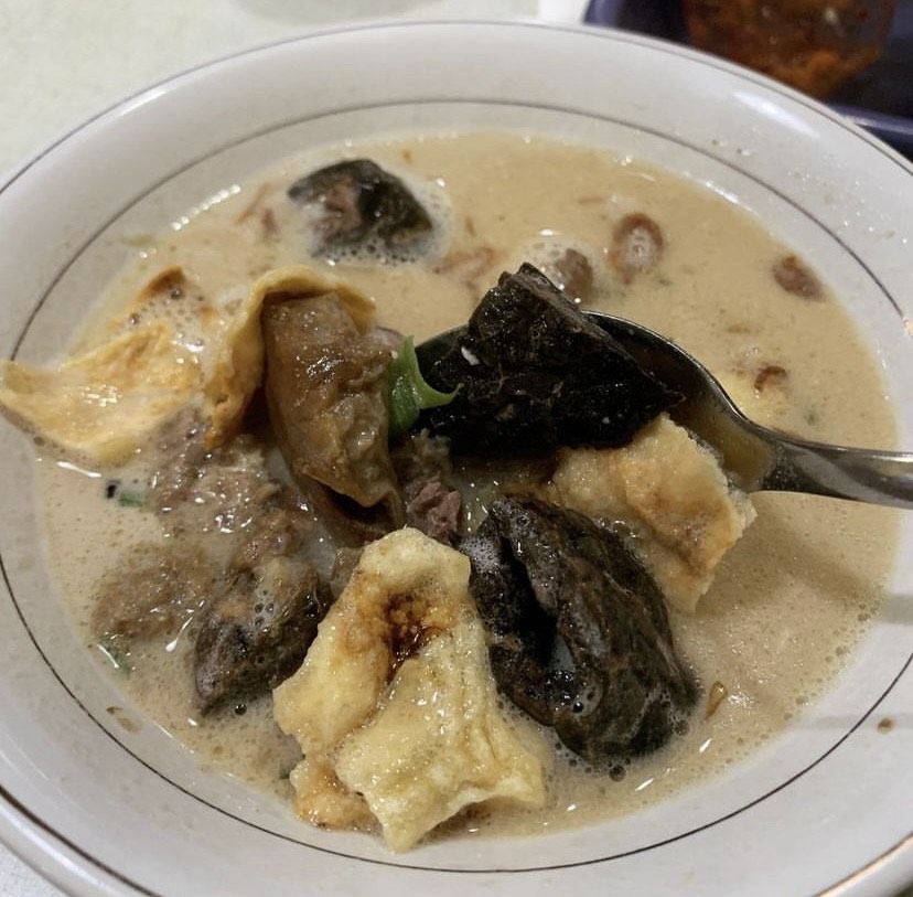 Soto Betawi Legendaris Jakarta