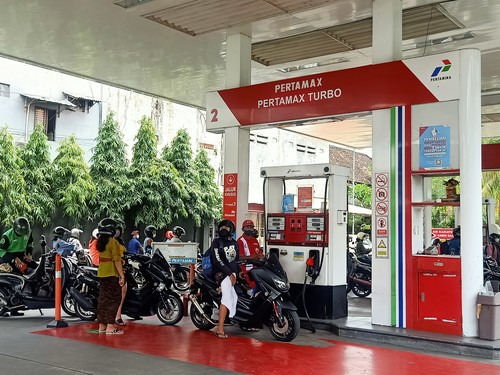Suasana di Pertamina 54.801.39 Jalan Kamboja, Denpasar, Bali pada Kamis (2/3/2023). (Ni Made Lastri Karsiani Putri-detikBali)