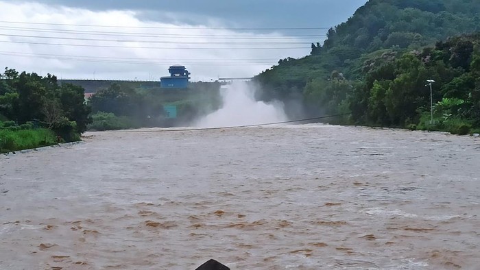Outflow WGM Wonogiri, Kamis (2/3/2023).
