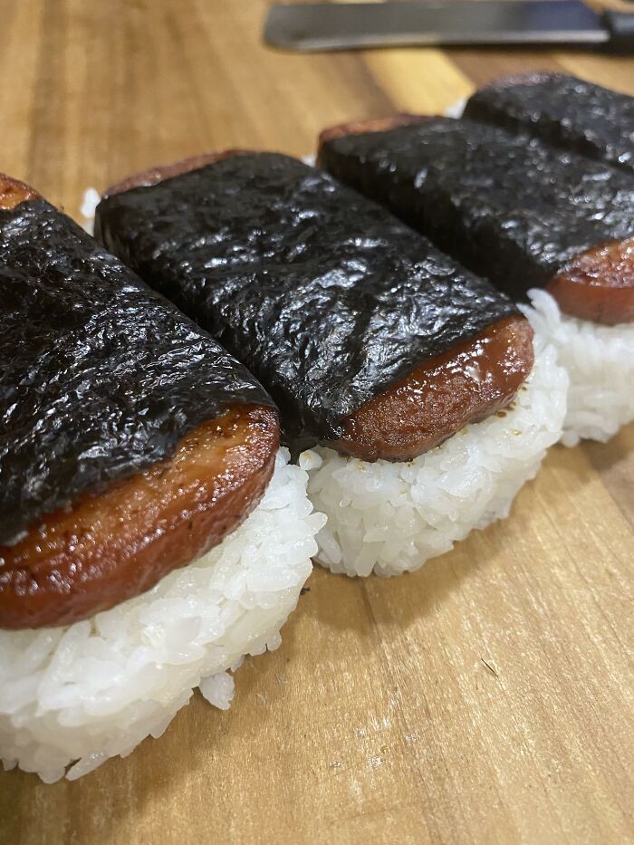 10 Makanan Praktis Enak ala Netizen yang Dibuat dengan 3 Bahan
