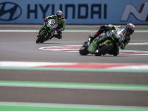 Dua Pebalap Absen Balapan WSBK Mandalika 2023 Gara-gara Sakit Perut