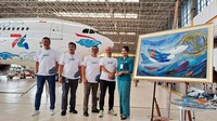 Livery tematik hasil karya Reinhard Susanto tersebut memiliki makna filosofi dukungan dan kepercayaan berbagai pihak, yang menjadi energi bagi kepak Garuda Indonesia dalam memberikan kontribusi terbaiknya bagi Negeri.