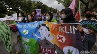 Aksi iklim ini membawa tuntutan bahwa isu permasalahan kedaruratan krisis Iklim harus menjadi prioritas agenda kampanye dan pemilu 2024.