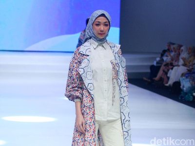 10 Koleksi Busana Aleza x Ayla Dimitri di Indonesia Fashion Week 2023