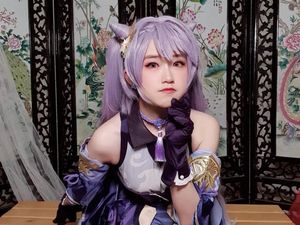 5 Pesona Franzeska Edelyn, Si Cosplayer Ngeselyn