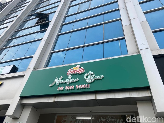 Goodle Noodle Bar : Cobain Makan Mie Instan Korea Konsep Self Service Unik