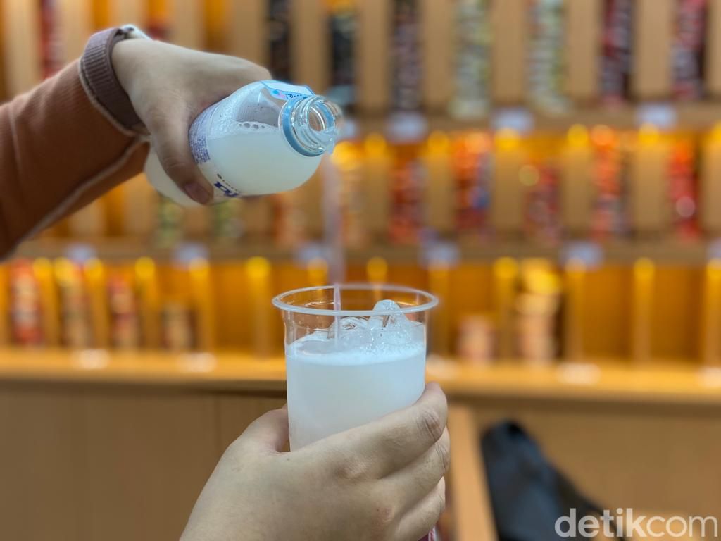 Goodle Noodle Bar : Cobain Makan Mie Instan Korea Konsep Self Service Unik