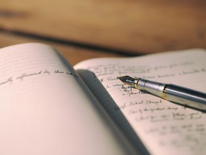 3 Contoh Artikel Bahasa Indonesia Berbagai Tema Menarik untuk Referensi