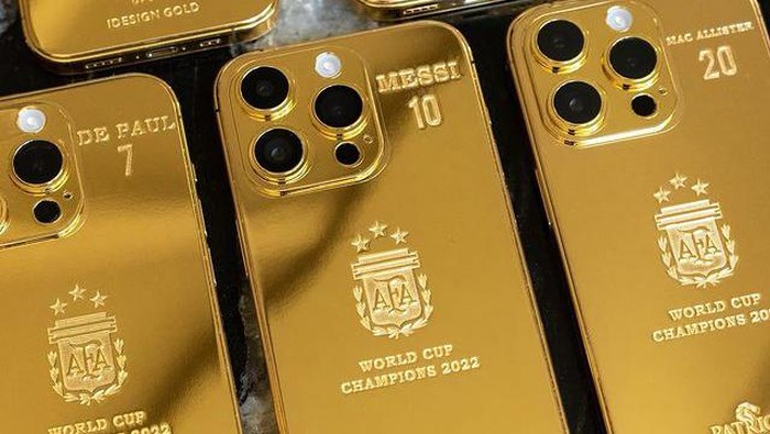 iPhone 14  Pro emas hadiah Lionel Messi