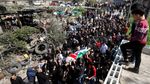 Isak Tangis Iringi Pemakaman Remaja Palestina yang Ditembak Israel