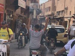 Viral Pekerja Tak Peduli Keselamatan, di Negara Maju Juga Ada