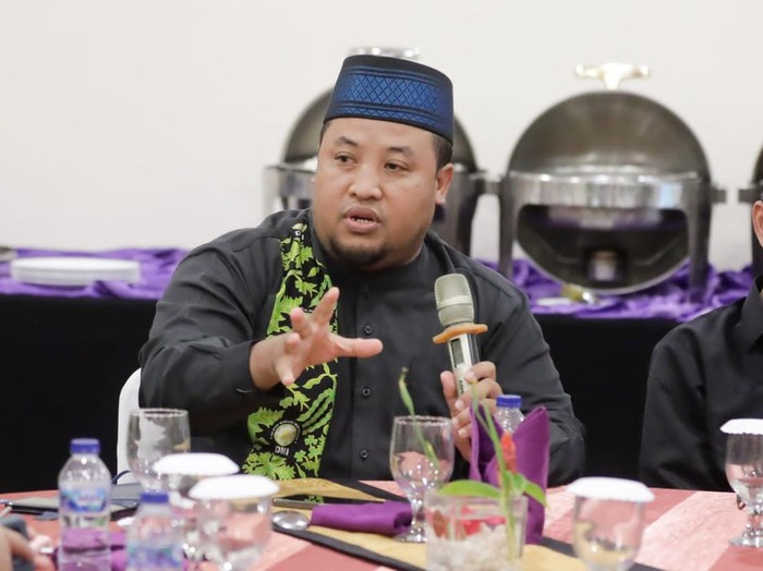 Ketua Pengurus Wilayah (PW) Dewan Masjid Indonesia (DMI) Riau Mizan Asnawi.