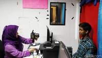 Tujuan dibuatnya KTP Digital ini adalah agar masyarkat lebih dimudahkan untuk mengakses pelayanan umum melalui satu akun yaitu KTP Digital dan tidak perlu lagi bentuk fisik e-KTP.