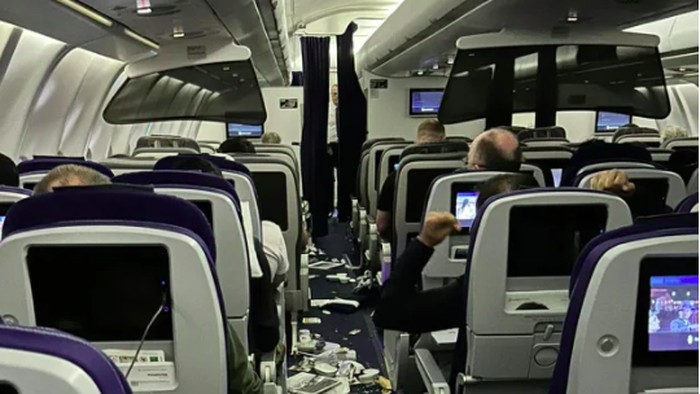 Lufthansa turbulensi parah